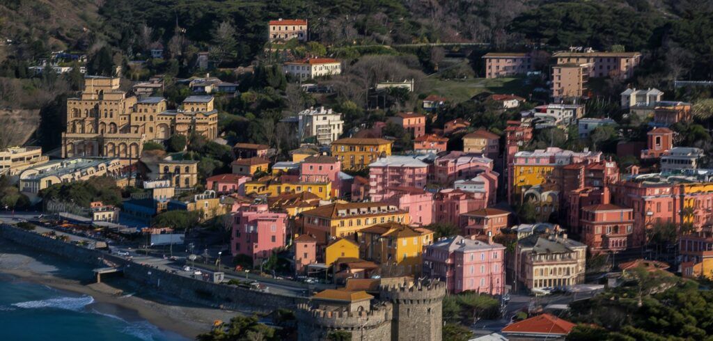 Useful Phone Numbers In Levanto Italy